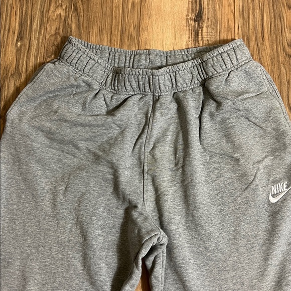 Nike Sportswear Women’s Fleece sweatpants Sz L - Picture 2 of 10